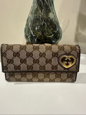 Gucci Guccisima Heart Logo Continental Wallet